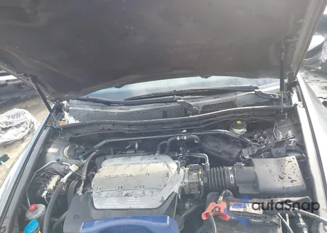 2010 Honda Accord 3.5 Ex-L from USA, damaged, VIN 1HGCP3F85AA012827